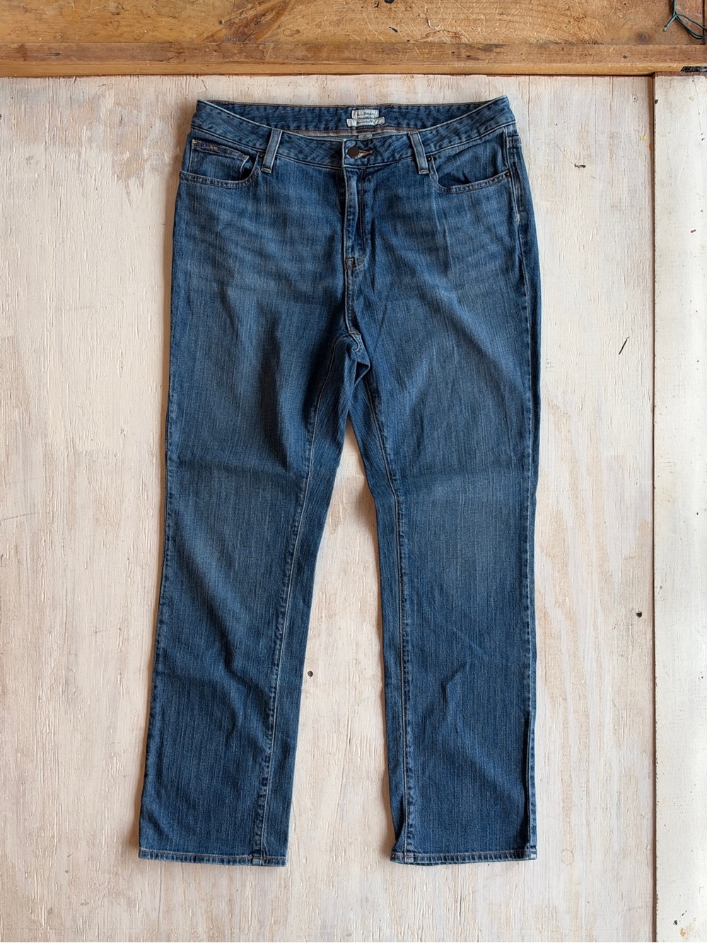 L.L. Bean Women’s Favorite fit Jeans Dark Blue Denim 12 Regular